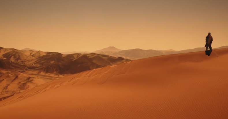 <strong>OAKLEY/META</strong><br>Director: Elliott Power<br>Global<br>Production Designer